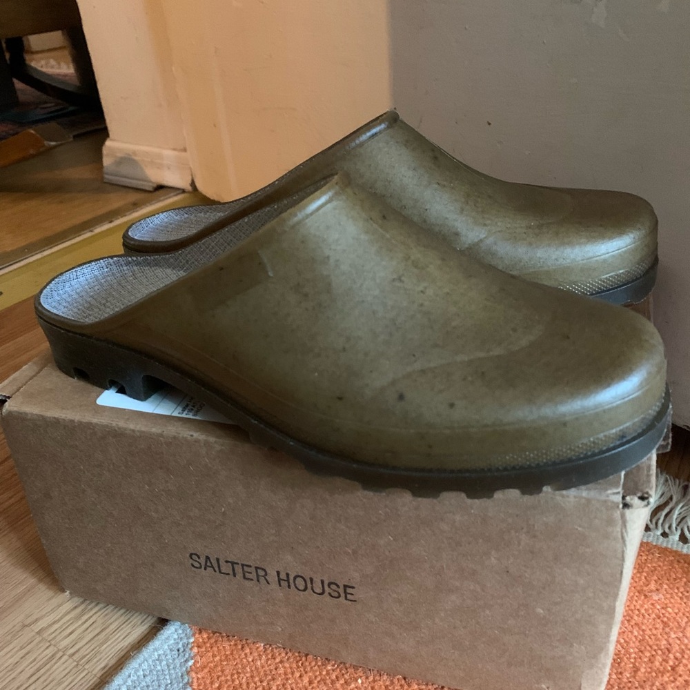 Salter house mules